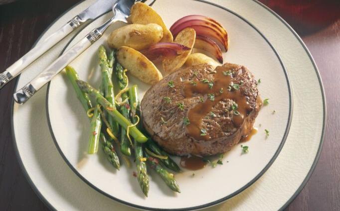 Beef Tenderloin Steaks with Red Wine Sauce